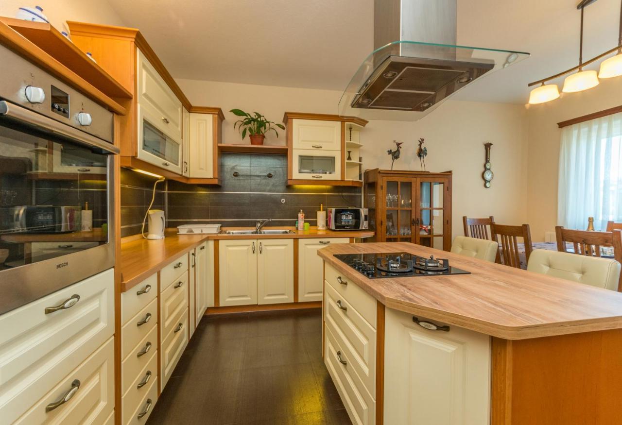 Villa Perini Dvori Donji Zemunik Buitenkant foto